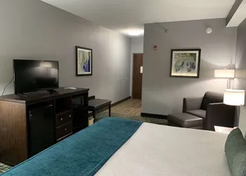 Best Western Plus Olive Branch Hotel & Suites hotel thumbnail 4