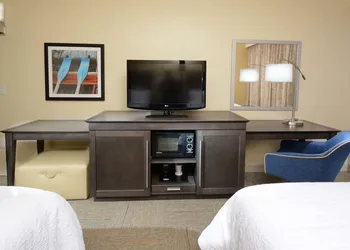Hampton Inn High Point hotel thumbnail 8