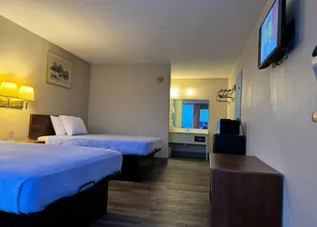 Guest Inn hotel thumbnail 6