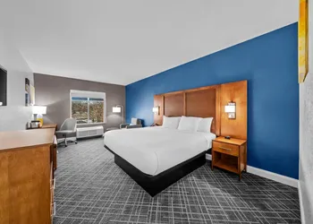 Comfort Inn & Suites Plainville-Foxboro hotel thumbnail 8