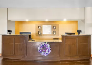 Comfort Inn & Suites Sikeston I-55 hotel thumbnail 2