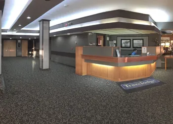 Travelodge by Wyndham Lethbridge hotel thumbnail 2