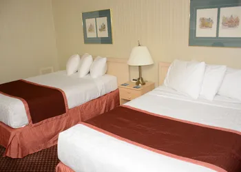 Travelodge by Wyndham Lethbridge hotel thumbnail 7