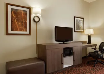 Hampton Inn Wichita Falls Sikes Senter Mall hotel thumbnail 8