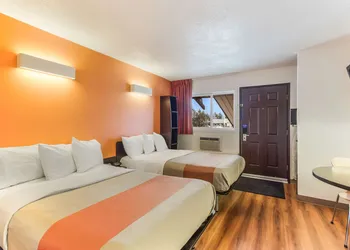 Motel 6 Lethbridge, AB hotel thumbnail 7