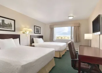 Days Inn by Wyndham Lethbridge hotel thumbnail 5