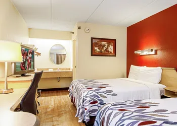 Red Roof Inn Johnson City hotel thumbnail 5