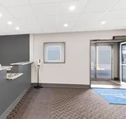 Howard Johnson by Wyndham Thunder Bay hotel detail image 4