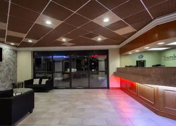Travelodge by Wyndham Deltona hotel thumbnail 4
