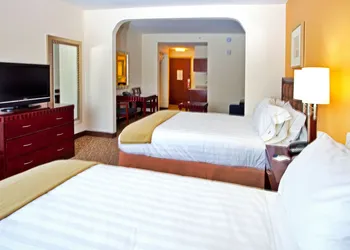 Holiday Inn Express Hotel & Suites Brooksville by IHG hotel thumbnail 3