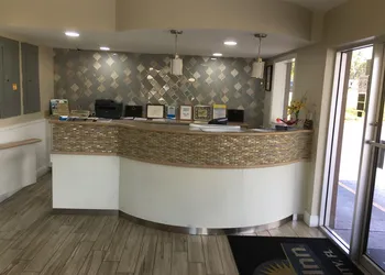 Blue Spring Inn Orange City hotel thumbnail 2