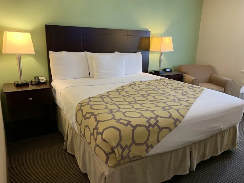 Baymont by Wyndham Jefferson City hotel detail image 6