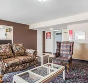 Econo Lodge Jefferson City hotel detail image 3