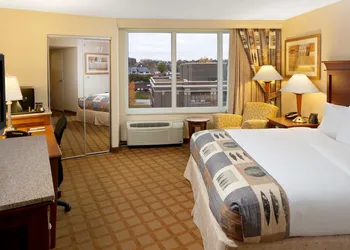 DoubleTree by Hilton Hotel Jefferson City hotel thumbnail 4