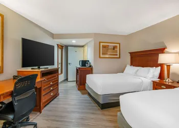 DoubleTree by Hilton Hotel Jefferson City hotel thumbnail 5