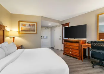 DoubleTree by Hilton Hotel Jefferson City hotel thumbnail 6