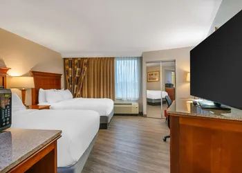 DoubleTree by Hilton Hotel Jefferson City hotel thumbnail 7