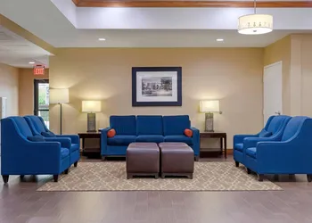 Comfort Suites Johnson City near University hotel thumbnail 2
