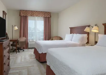 Hampton Inn & Suites Lodi hotel thumbnail 8