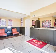 Econo Lodge Inn & Suites Lodi - Wine Country Area hotel detail image 5