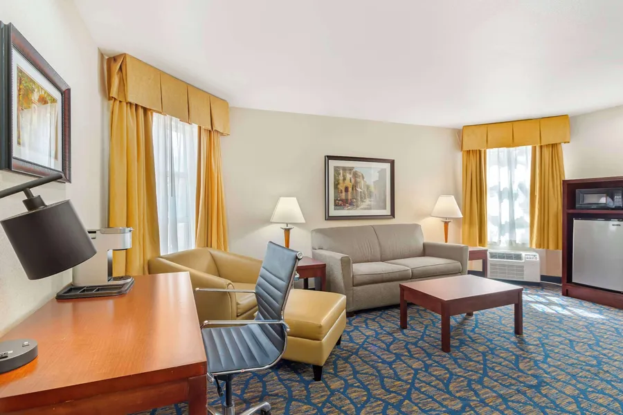 Best Western Plus Villa Del Lago Inn Patterson hotel detail image 6