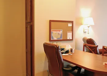 Candlewood Suites Turlock by IHG hotel thumbnail 2
