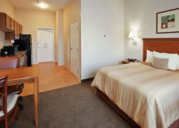Candlewood Suites Turlock by IHG hotel thumbnail 3