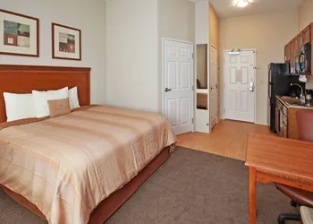 Candlewood Suites Turlock by IHG hotel thumbnail 6