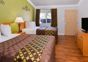 Americas Best Value Inn Los Banos hotel thumbnail 7