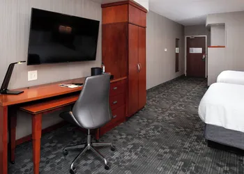 Courtyard by Marriott High Point hotel thumbnail 5