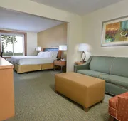 Holiday Inn Express Hotel & Suites High Point South by IHG hotel detail image 4