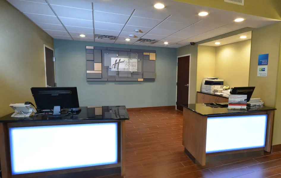Holiday Inn Express & Suites High Point South by IHG hotel detail image 2