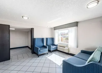 Econo Lodge Vicksburg hotel thumbnail 3