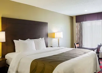 Quality Inn Vicksburg hotel thumbnail 6
