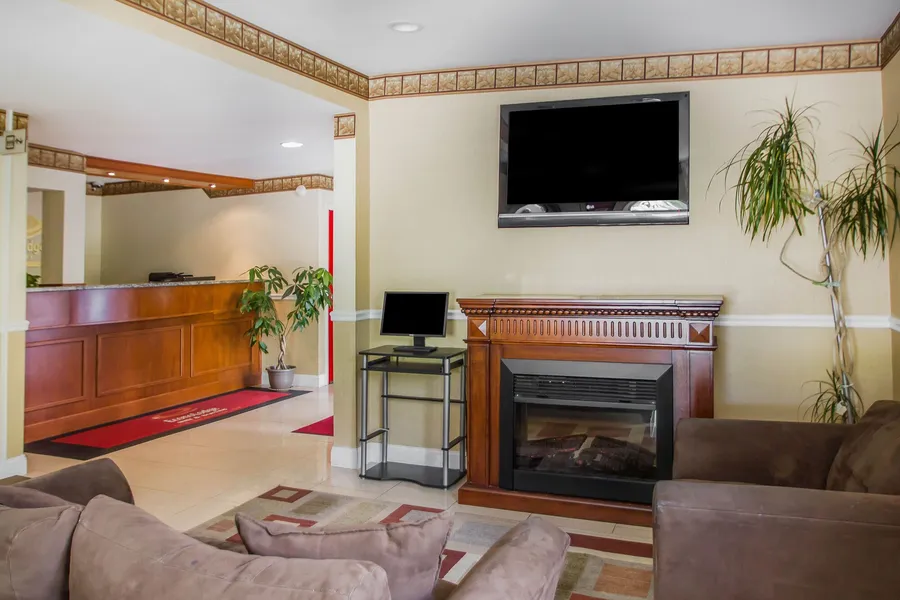 Econo Lodge Inn & Suites Old Saybrook Westbrook hotel detail image 6