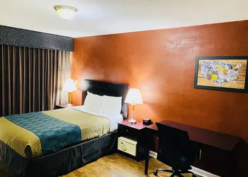 Econo Lodge Inn & Suites Old Saybrook Westbrook hotel thumbnail 8