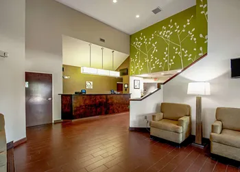 Garner Hotel Frederick Southeast by IHG hotel thumbnail 4