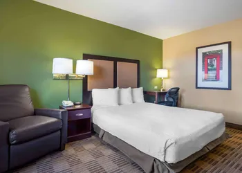 Extended Stay America Suites Frederick Westview Dr hotel thumbnail 6