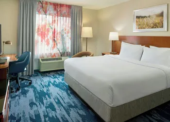 Fairfield Inn & Suites by Marriott Frederick hotel thumbnail 7