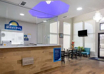 Days Inn by Wyndham Jackson hotel thumbnail 2