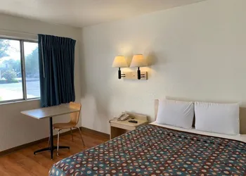 Vagabond Inn Sylmar hotel thumbnail 4