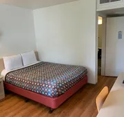 Vagabond Inn Sylmar hotel detail image 7