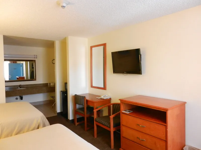 Simply Home Inn & Suites hotel detail image 2