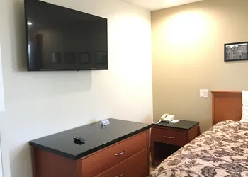 Simply Home Inn & Suites hotel thumbnail 6