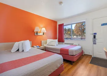 Motel 6 Big Bear Lake, CA hotel thumbnail 7