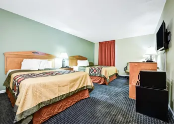 Super 8 by Wyndham Manning hotel thumbnail 7
