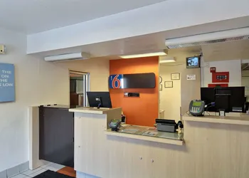 Motel 6 San Marcos, TX hotel thumbnail 2
