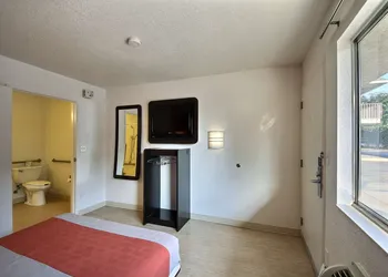 Motel 6 San Marcos, TX hotel thumbnail 5