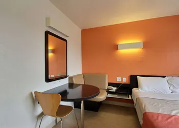 Motel 6 San Marcos, TX hotel thumbnail 7
