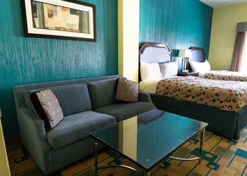 Rivers Inn & Suites hotel thumbnail 7